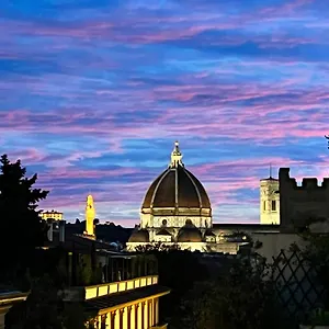https://garden-blue.it-tuscanyhotel.com