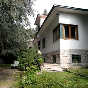 https://villa-adele.it-lombardy.com